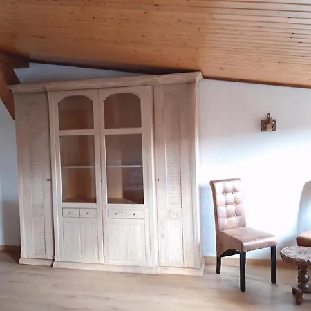 Ein Bett Im Kornfeld - Haus Fernweh - Innenpool Apartment Schonfeld (Mecklenburgische Seenplatte)